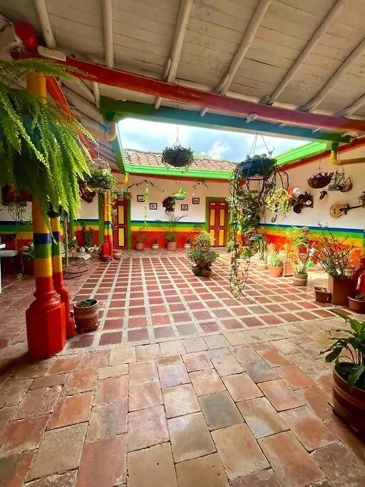 Casa Colonial De Descanso - La Casona Medellin